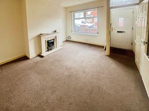 Lounge- click for photo gallery